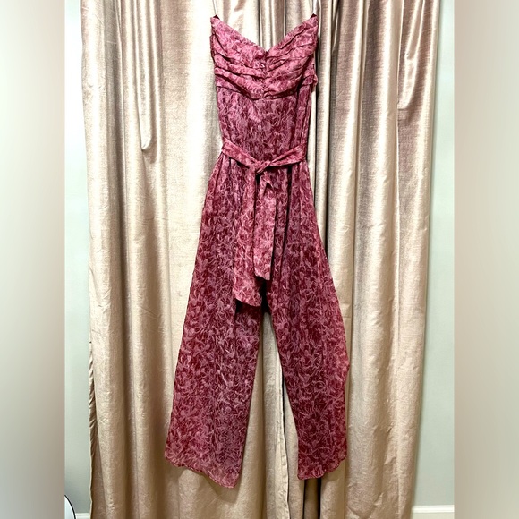 Lulus Wide leg jumpsuit - Picture 3 of 4